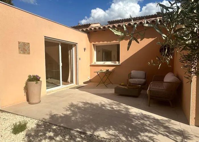 Guest house A L'ombre Des Pins